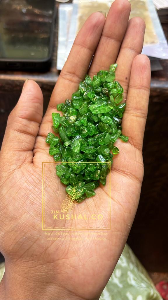 Exclusive Resin Stones - Green [Apx.150 gm]