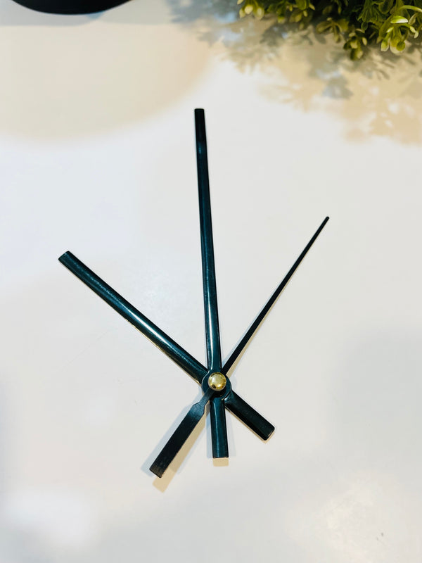 Clock Needles: Black