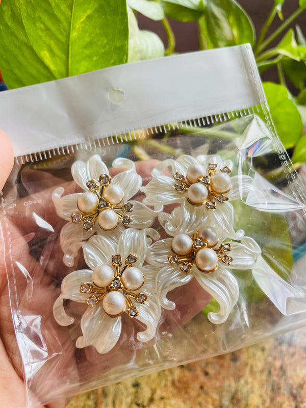 White Blossom beads