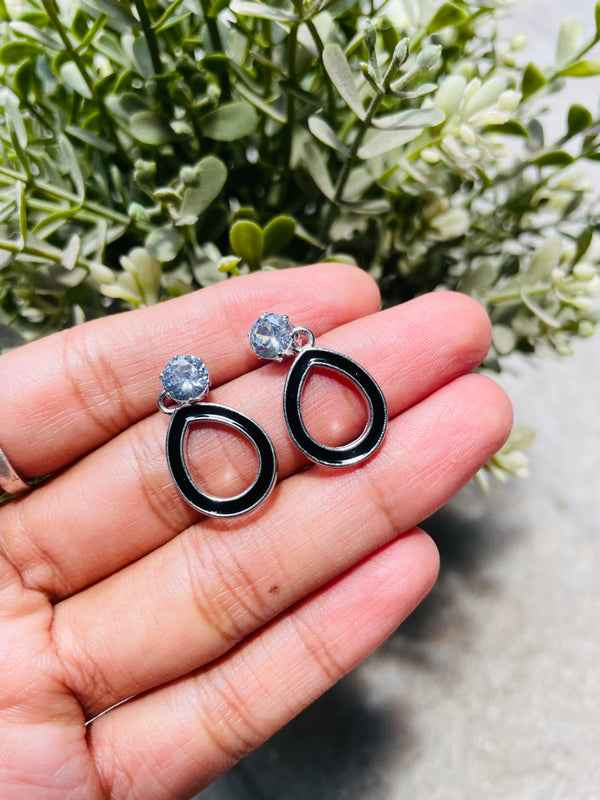 Earring Bezel : Black