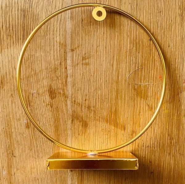 Gold Round Metal Stand 8 Inch